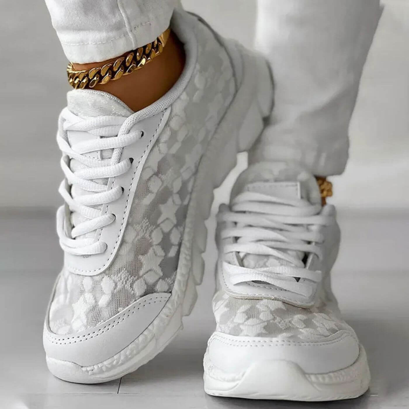 Elyria – Chaussures en Résille Stylées